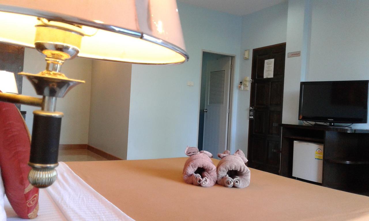 Feng Shui House Hotel Patong Екстериор снимка