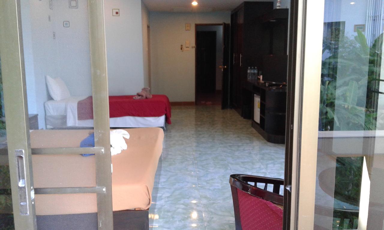 Feng Shui House Hotel Patong Екстериор снимка