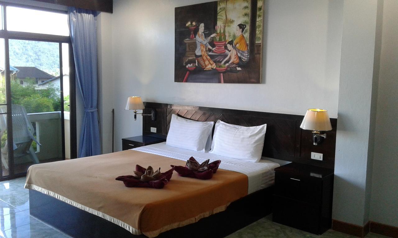 Feng Shui House Hotel Patong Екстериор снимка