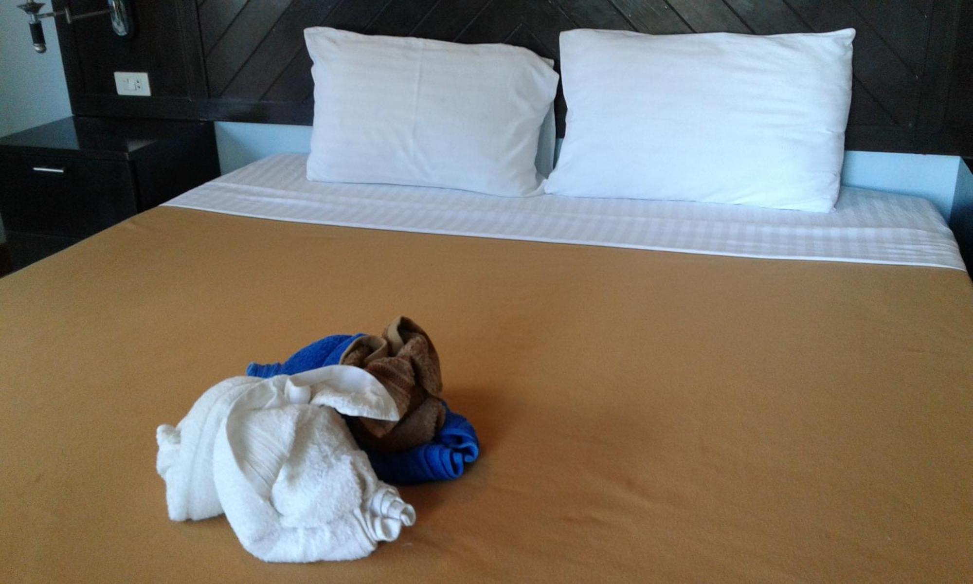 Feng Shui House Hotel Patong Екстериор снимка