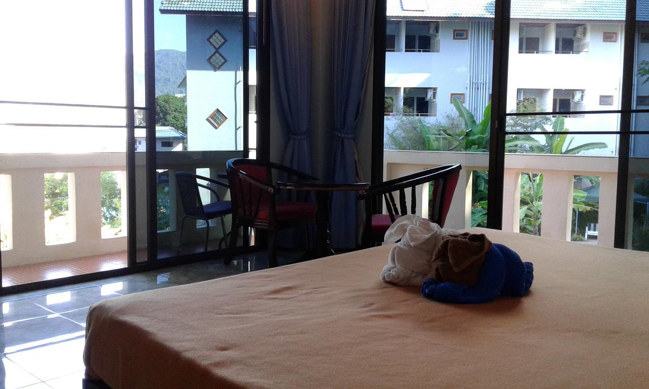 Feng Shui House Hotel Patong Екстериор снимка