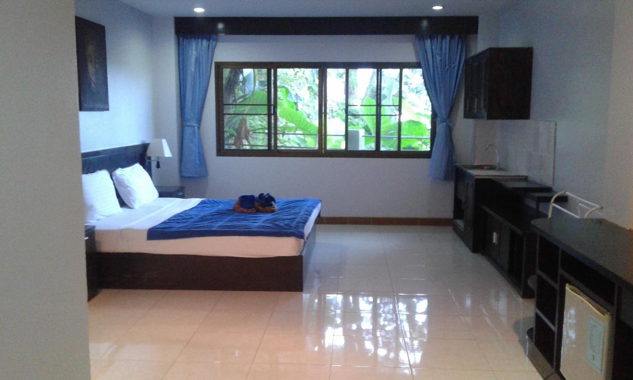 Feng Shui House Hotel Patong Екстериор снимка